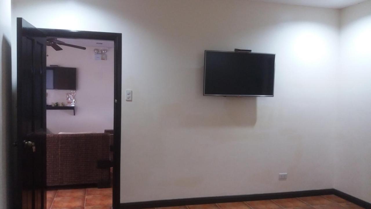 Boomerang Hotel Angeles Kültér fotó